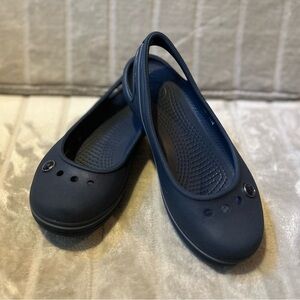 Crocs girls slingback flats Navy size 13